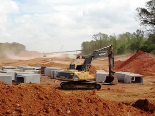 Construction of Toll Loop 49 Segment 5 at Paluxy Drive (September 2011)